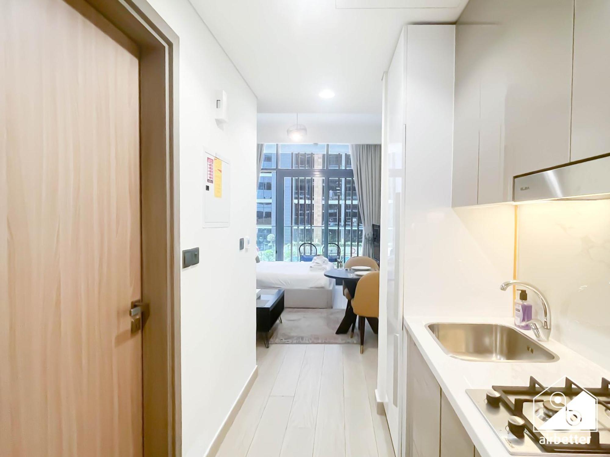 Charming With Balcony In Azizi Riviera Apartment Dubai